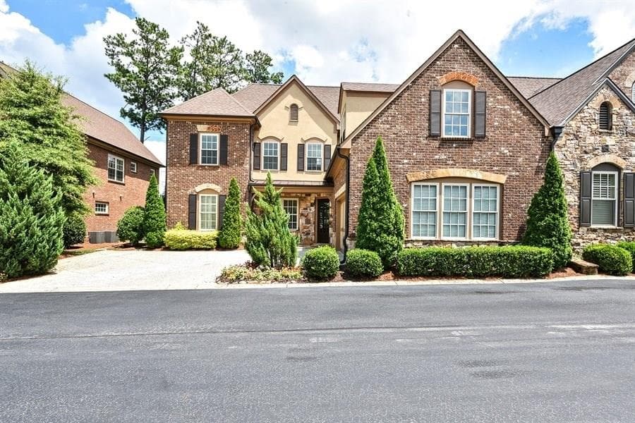 4636 WOODLAWN GATES Lane, Marietta, GA 30068 — most recent listing photo