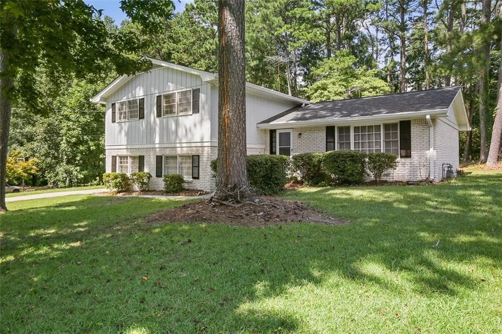 4 bedroom, 2,025 sq ft single family residence sold at 2746 Abilene Trail, Snellville, GA 30078