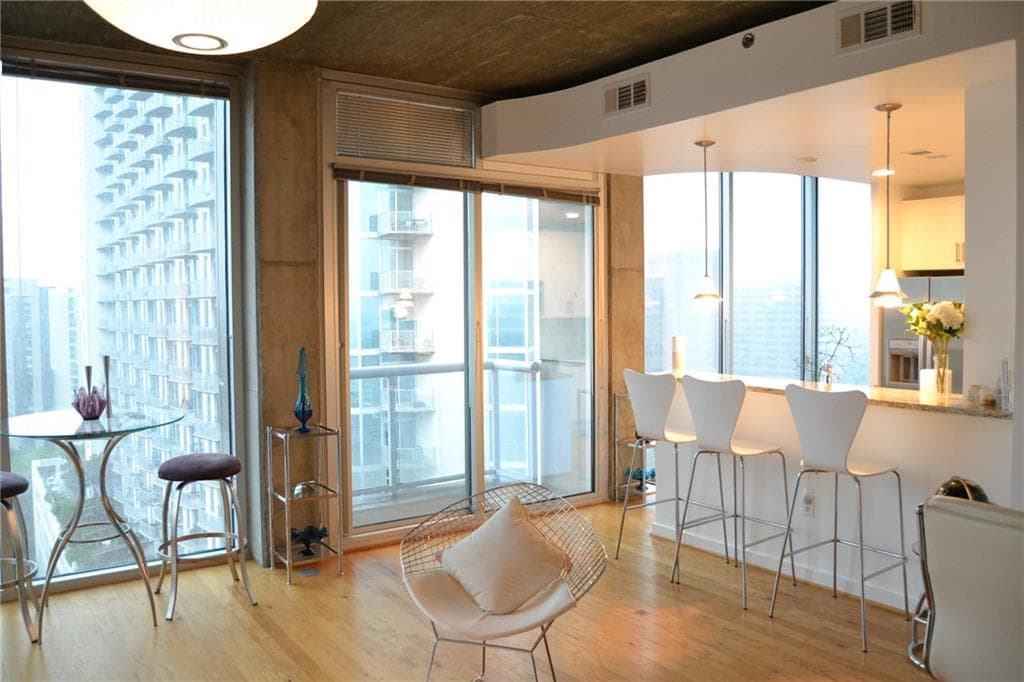 1 bedroom, 802 sq ft condominium sold at 855 Peachtree Street 1401, Atlanta, GA 30308