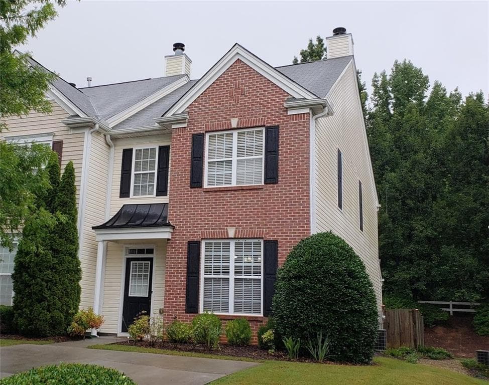 530 Gale Court, Alpharetta, GA 30004 — most recent listing photo