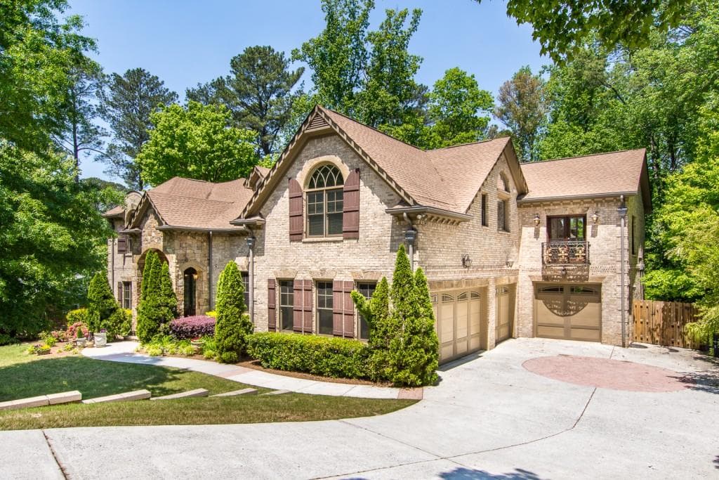 7 bedroom, 9,197 sq ft single family residence sold at 2238 Meadowvale Drive, Atlanta, GA 30345