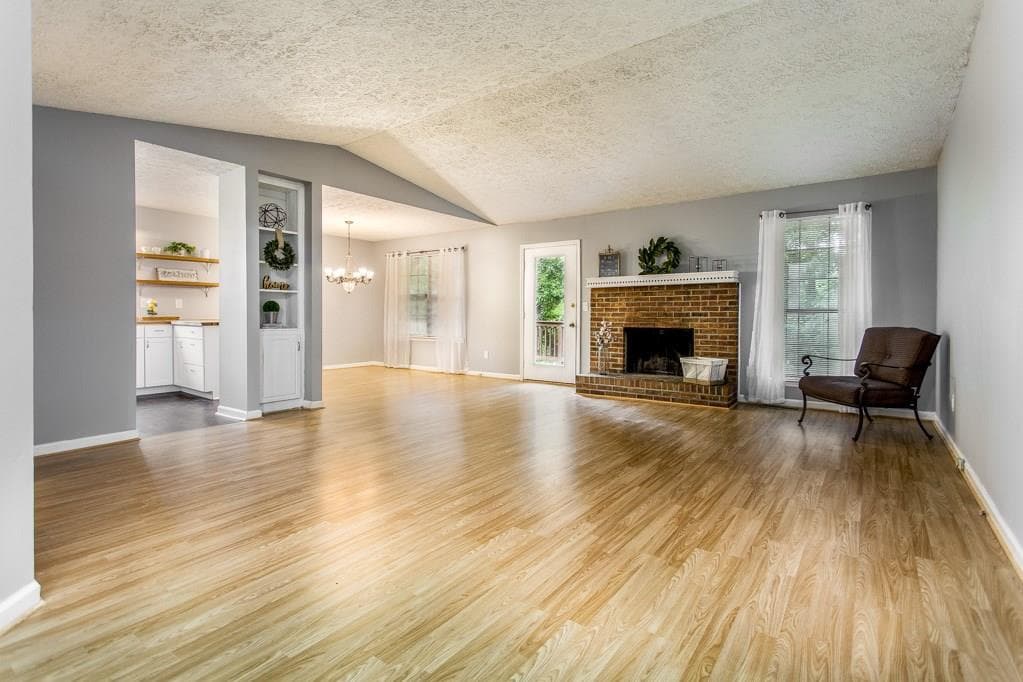 2834 Jim Owens Road, Kennesaw, GA 30152 — most recent listing photo