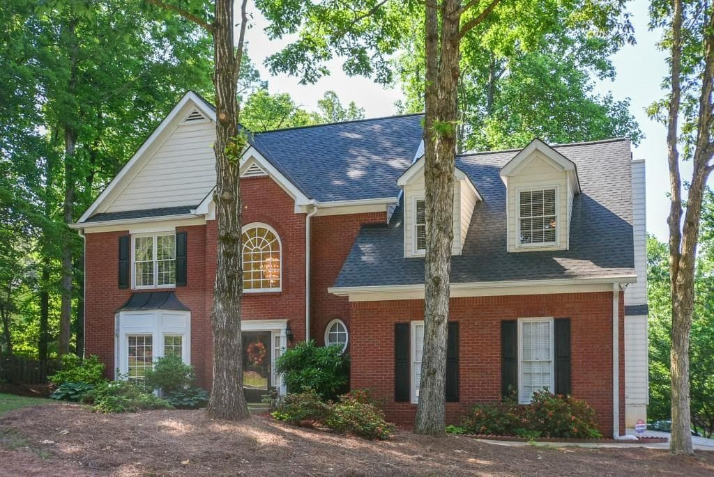 3 bedroom, 2,355 sq ft single family residence sold at 1481 Burycove Circle, Lawrenceville, GA 30043