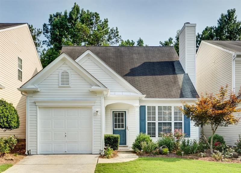 2 bedroom, 1,362 sq ft townhouse sold at 40 Devonshire Court 40, Alpharetta, GA 30022