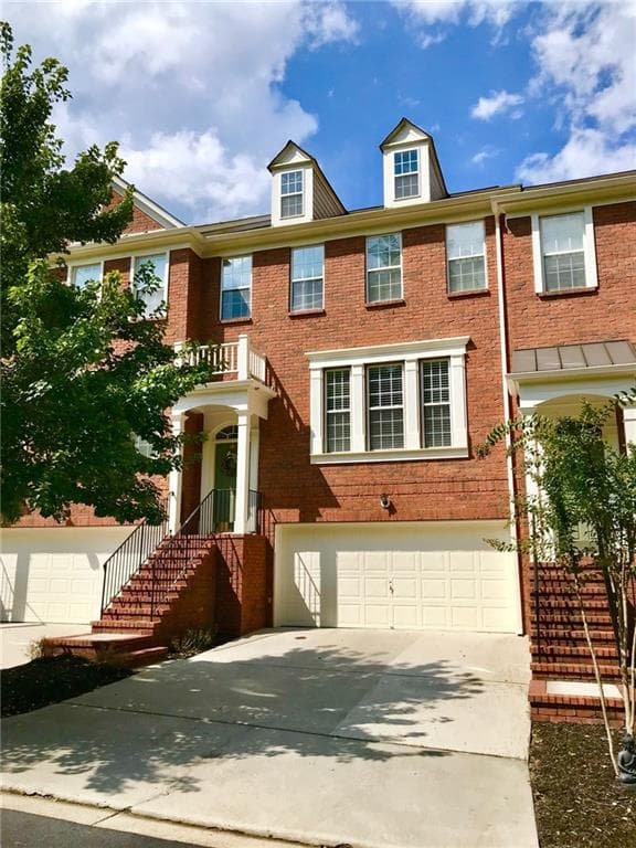 4 bedroom, 2,208 sq ft townhouse sold at 2563 Bridlewood Lane, Atlanta, GA 30339