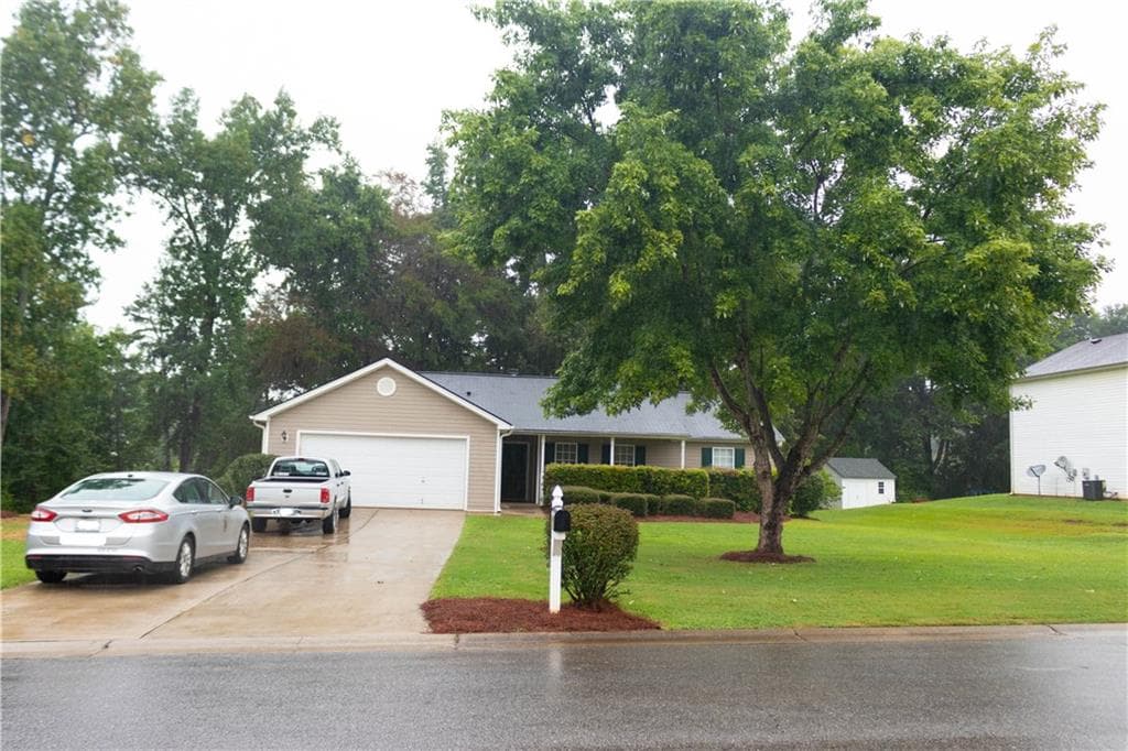 480 Raymond Drive, Winder, GA 30680 — most recent listing photo