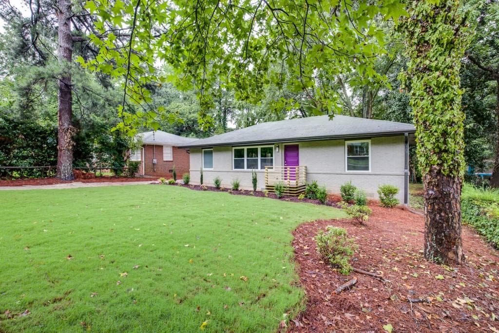 3 bedroom, 1,356 sq ft single family residence sold at 917 Stokeswood Avenue, Atlanta, GA 30316