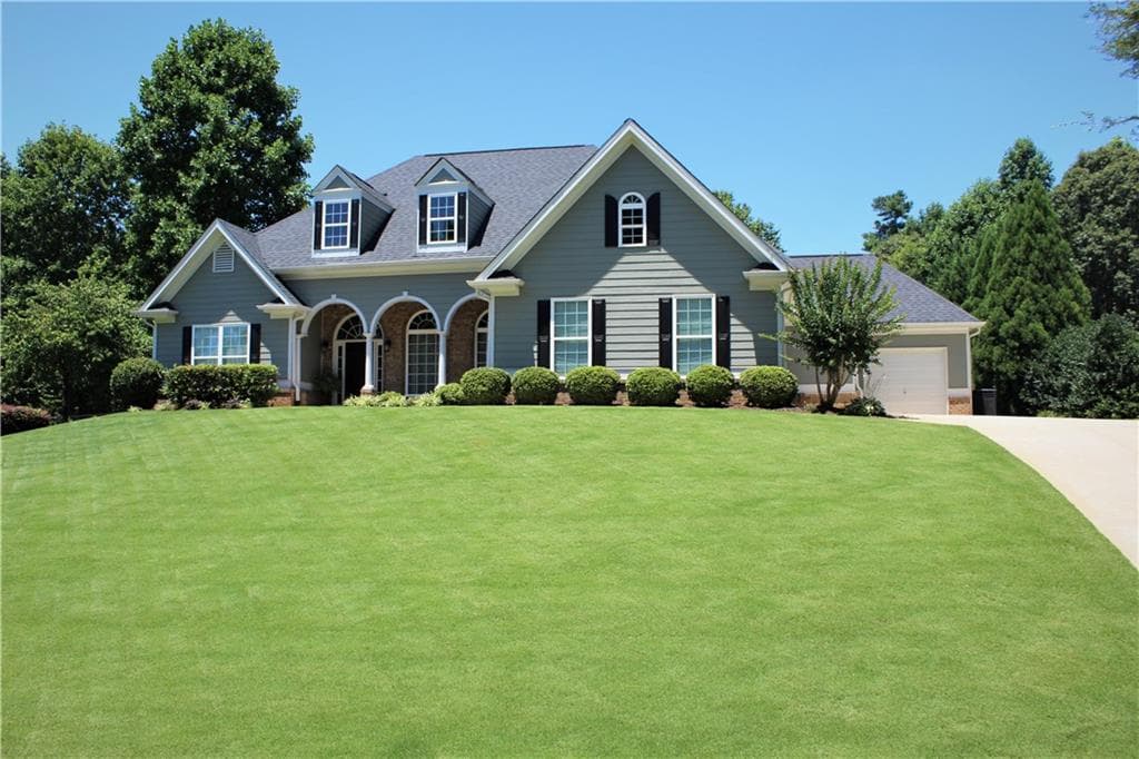 82 Prestwick Drive, Hoschton, GA 30548 — most recent listing photo