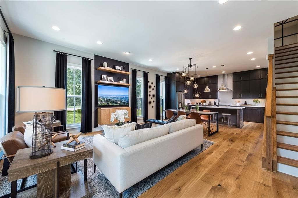 3 bedroom, 1,975 sq ft townhouse sold at 2713 Aurora Street LOT 25, Decatur, GA 30033