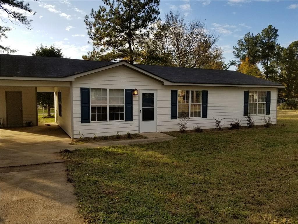 207 Whispering Pine Cir Ne, White, GA 30184 — most recent listing photo