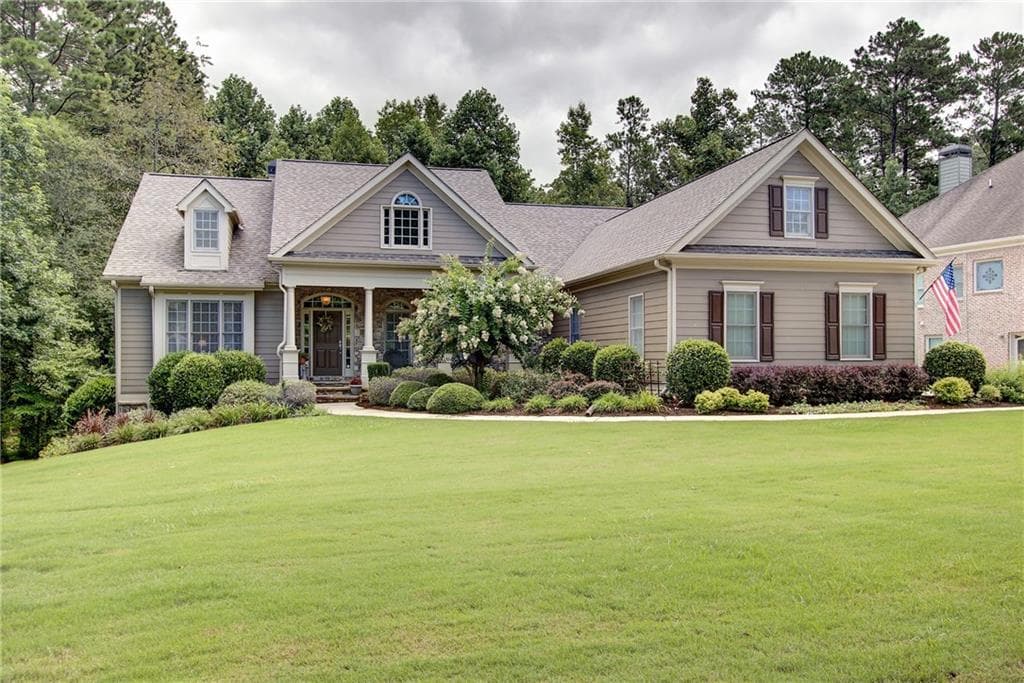 5 bedroom, 5,192 sq ft single family residence sold at 5605 Good Hope Drive, Flowery Branch, GA 30542