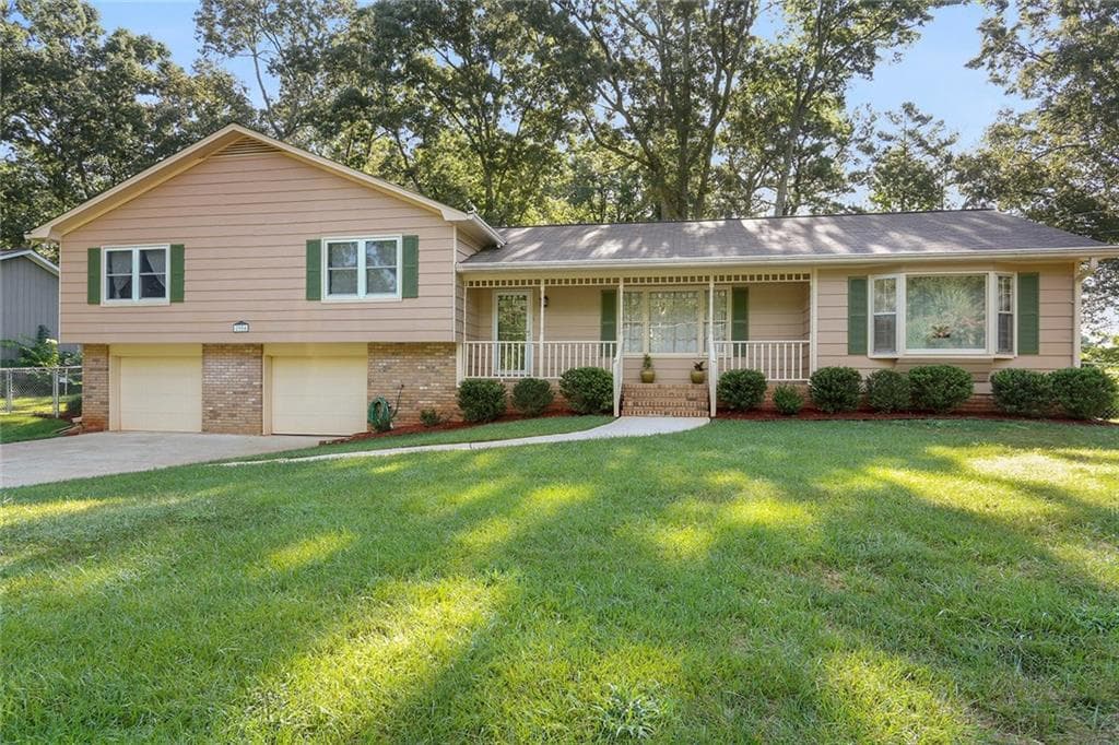 3 bedroom, 2,188 sq ft single family residence sold at 2954 Carolyn Street, Marietta, GA 30062