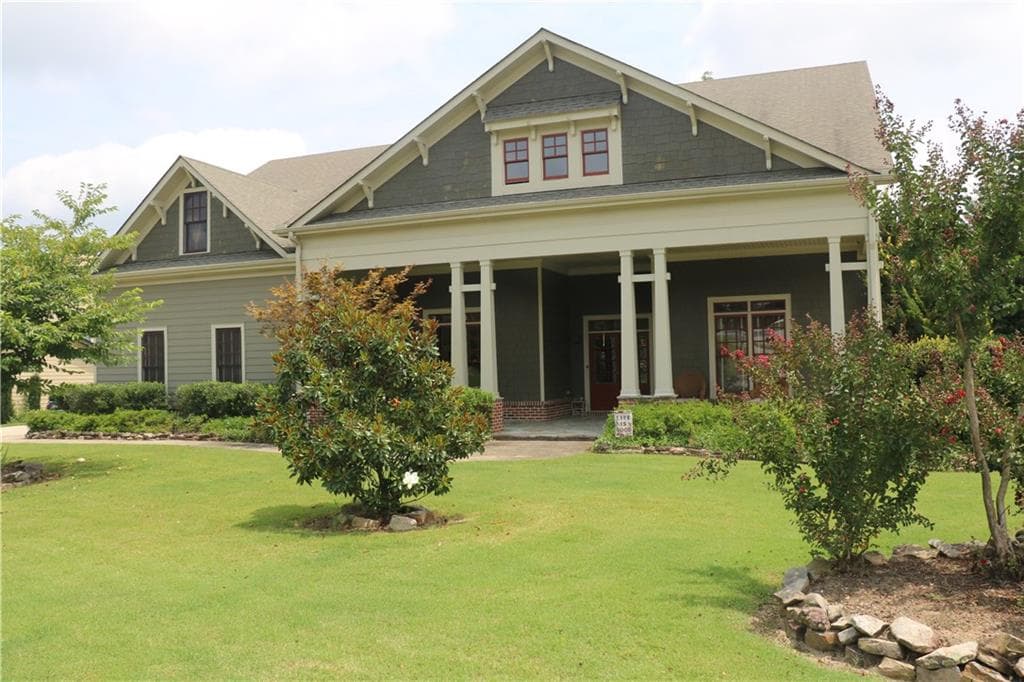 2815 Pleasant Oak Drive, Buford, GA 30519 — most recent listing photo