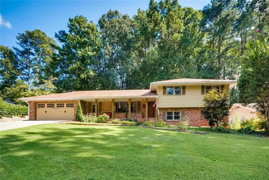 3075 Silvapine Trail, Atlanta, GA 30345 — most recent listing photo