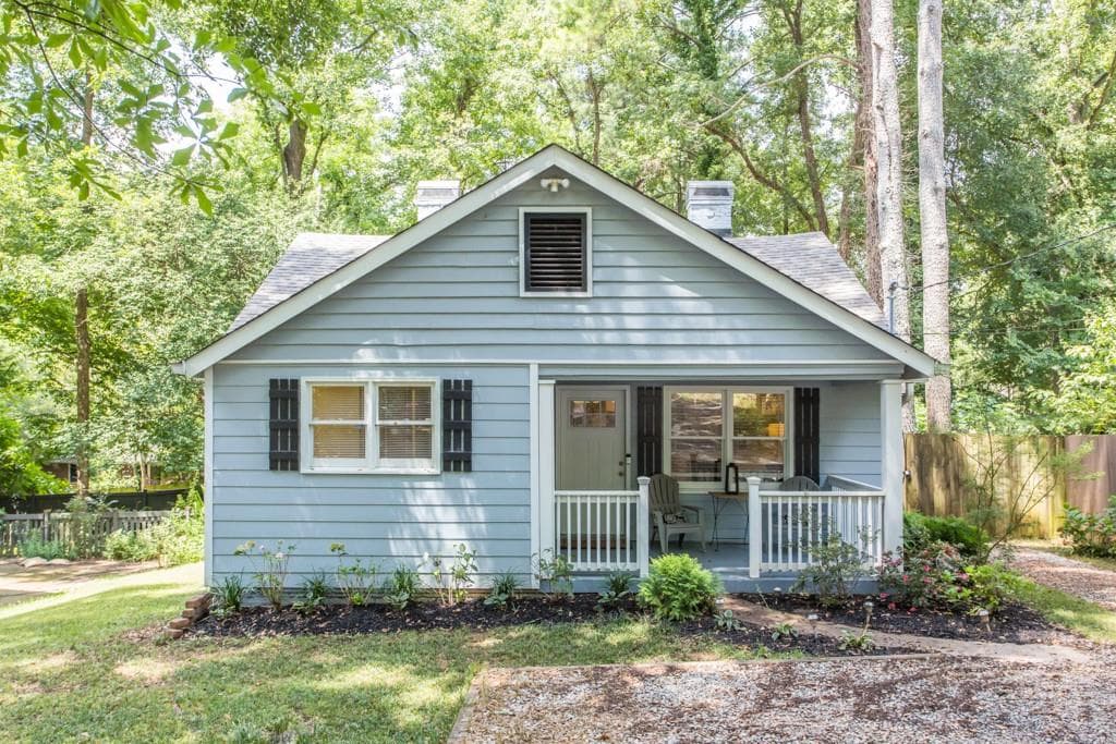 3 bedroom, 1,377 sq ft single family residence sold at 531 Daniel Avenue, Decatur, GA 30032