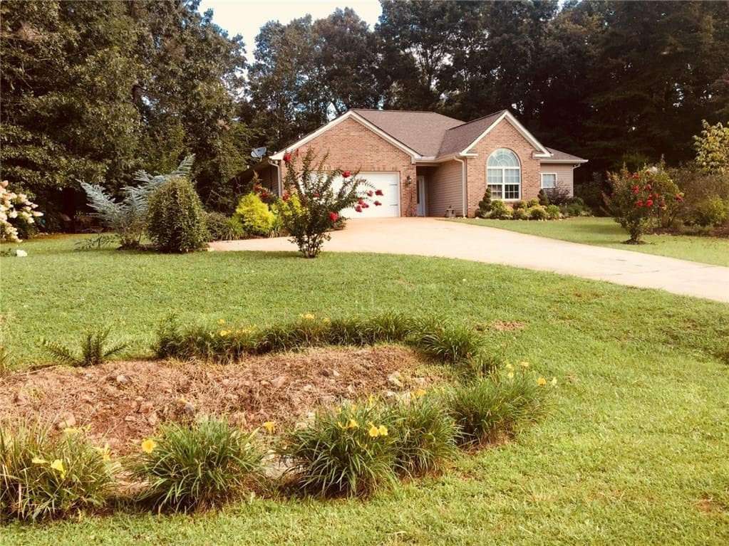 141 Fairview Court, Demorest, GA 30535 — most recent listing photo