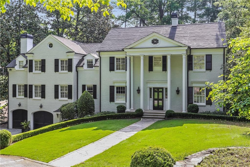 5 bedroom, 6,684 sq ft single family residence sold at 3171 Habersham Road, Atlanta, GA 30305