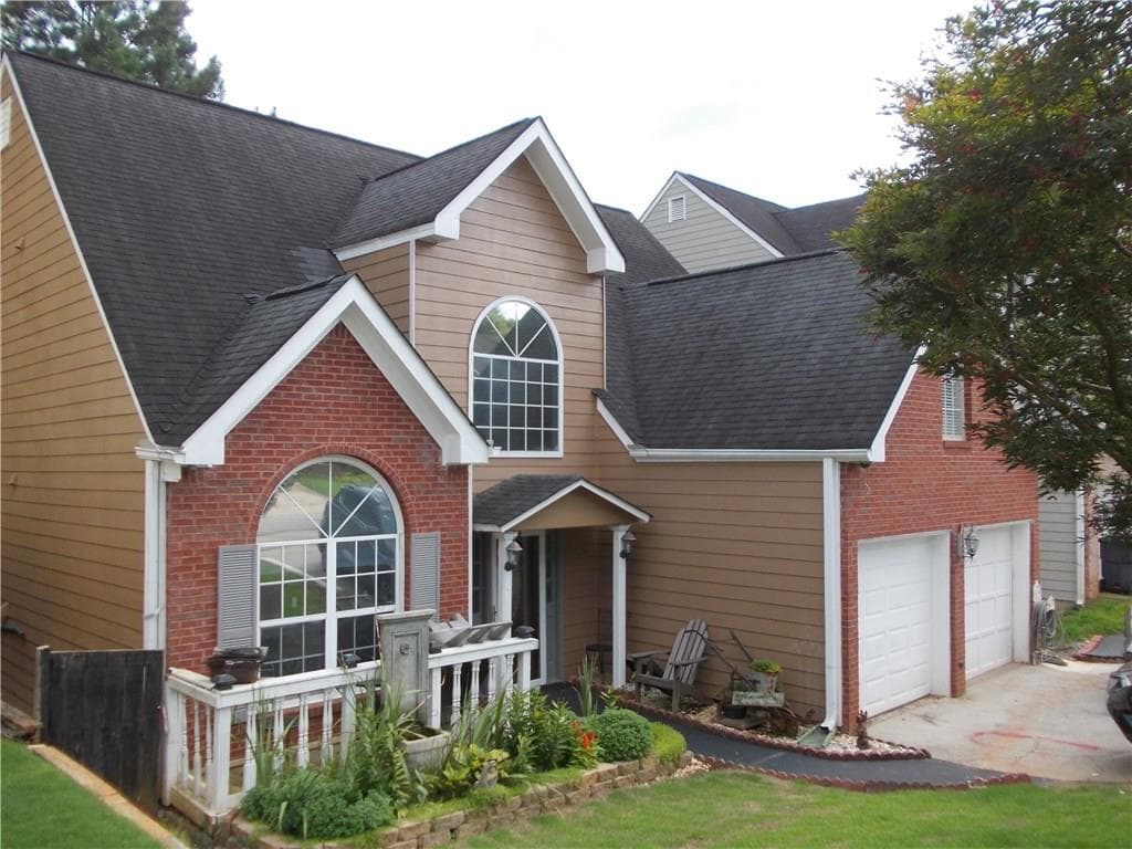 520 Durham Ridge Drive, Lilburn, GA 30047 — most recent listing photo