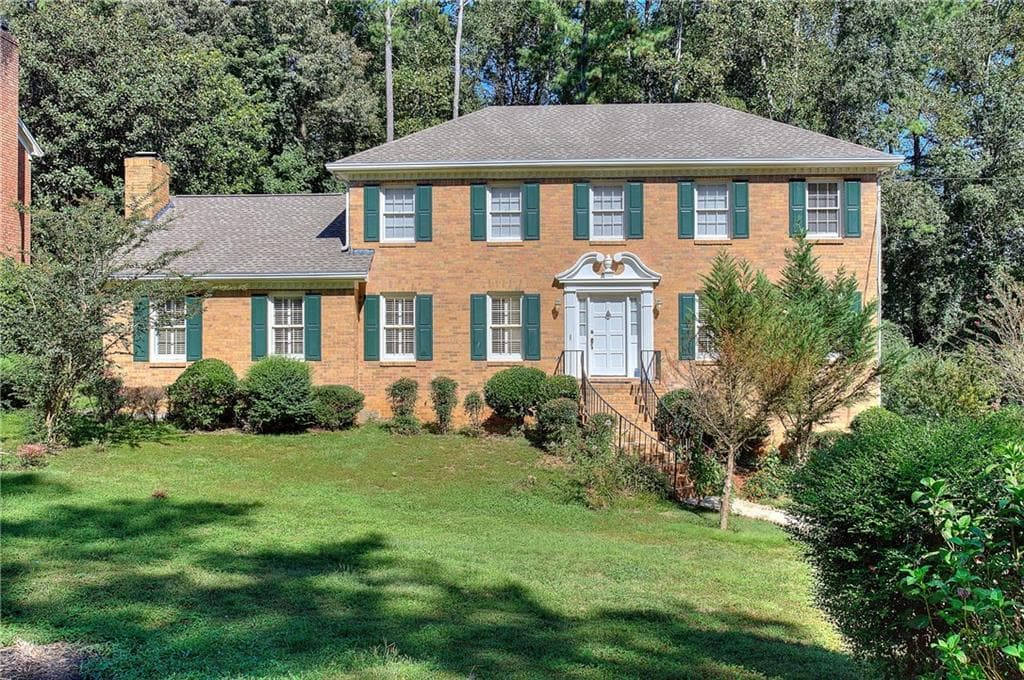 5 bedroom, 2,827 sq ft single family residence sold at 74 Shadow Lake Drive, Lilburn, GA 30047