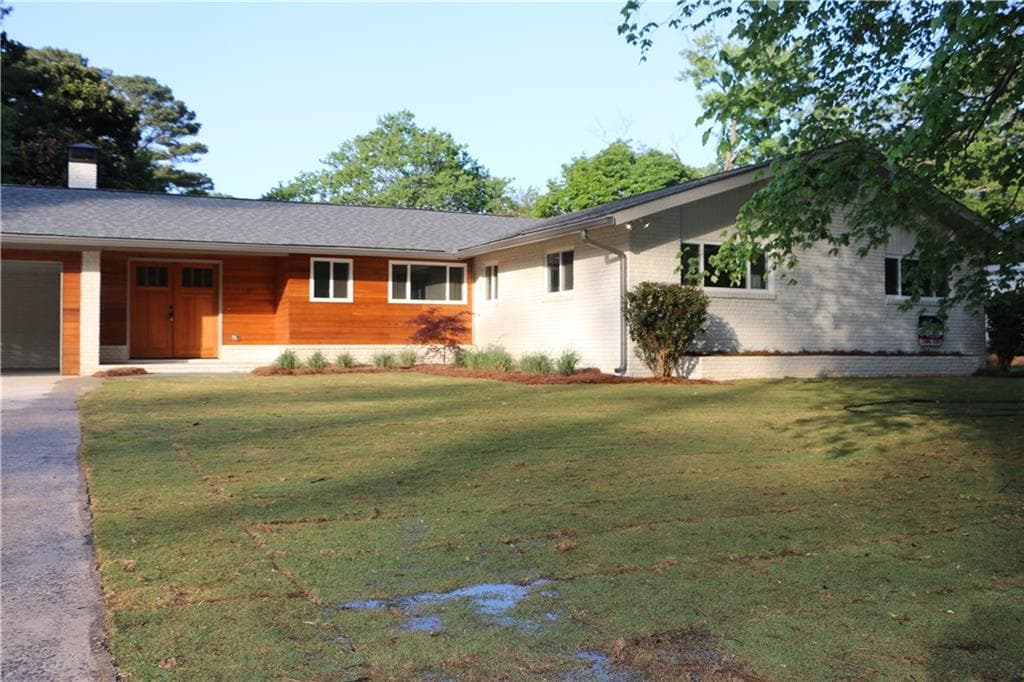 4 bedroom, 2,700 sq ft single family residence sold at 2623 Cravey Drive, Atlanta, GA 30345