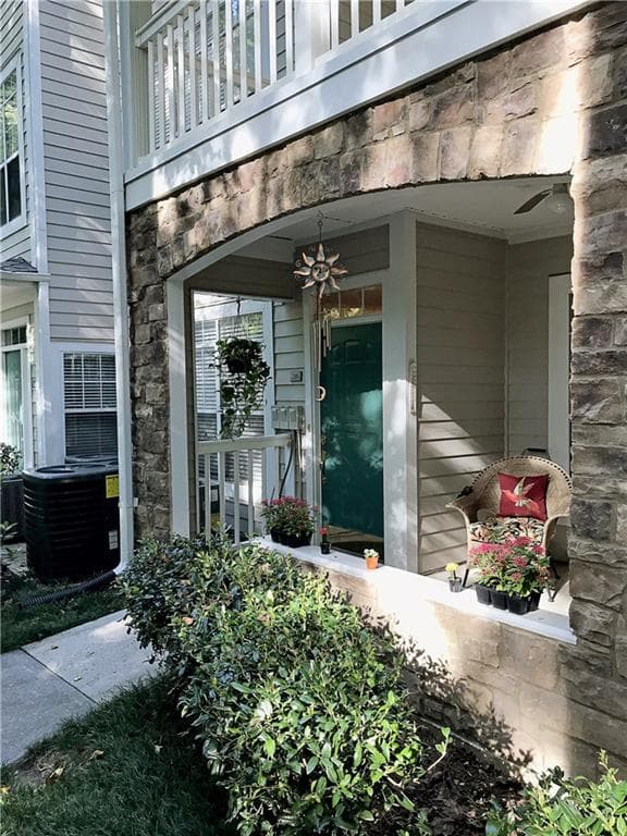 1 bedroom, 866 sq ft condominium sold at 216 Edinburgh Court 216, Alpharetta, GA 30004