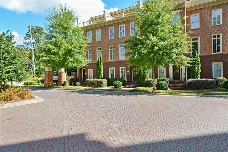 4 bedroom, 2,256 sq ft condominium sold at 902 RIVER VISTA Drive 902, Atlanta, GA 30339
