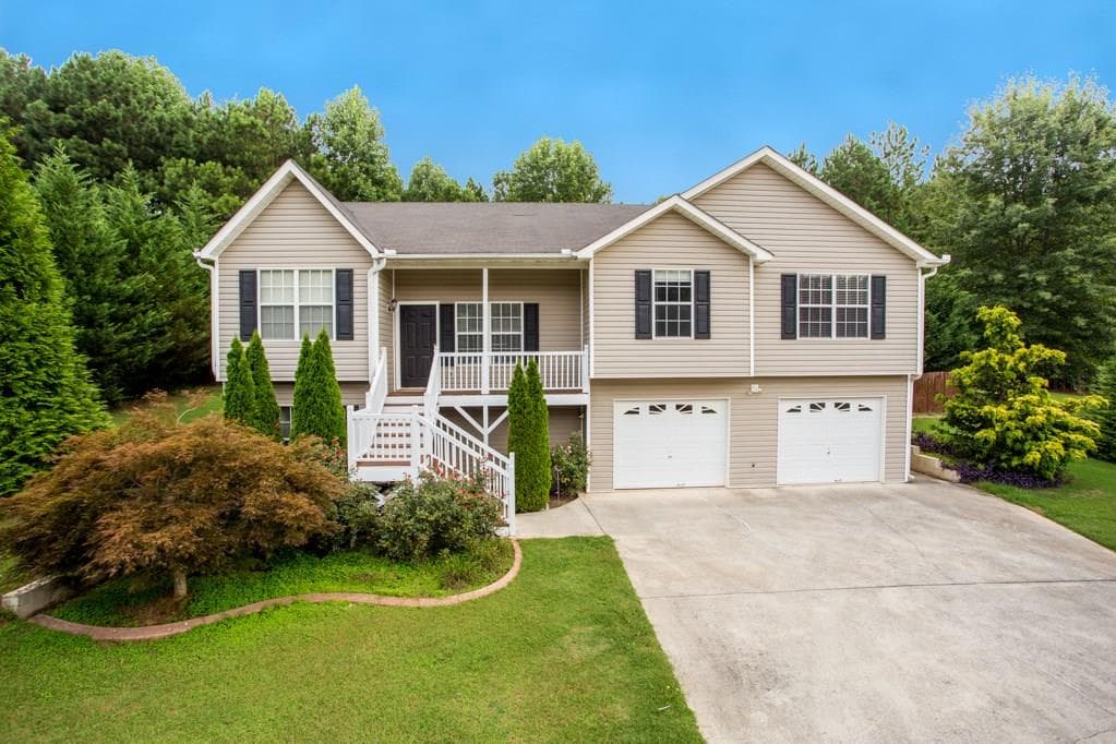 3 bedroom, 2,043 sq ft single family residence sold at 86 Hickory Brook Lane, Acworth, GA 30101