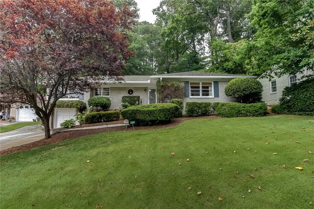 3 bedroom, 1,802 sq ft single family residence sold at 1218 Citadel Drive, Atlanta, GA 30324