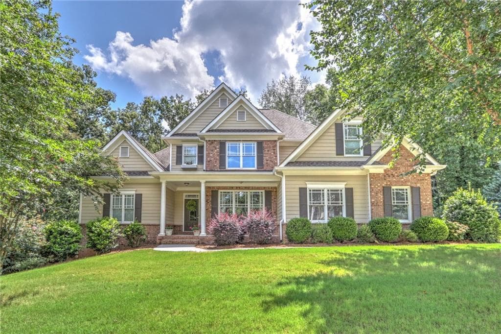 4 bedroom, 2,901 sq ft single family residence sold at 3716 Francis Trail, Gainesville, GA 30506