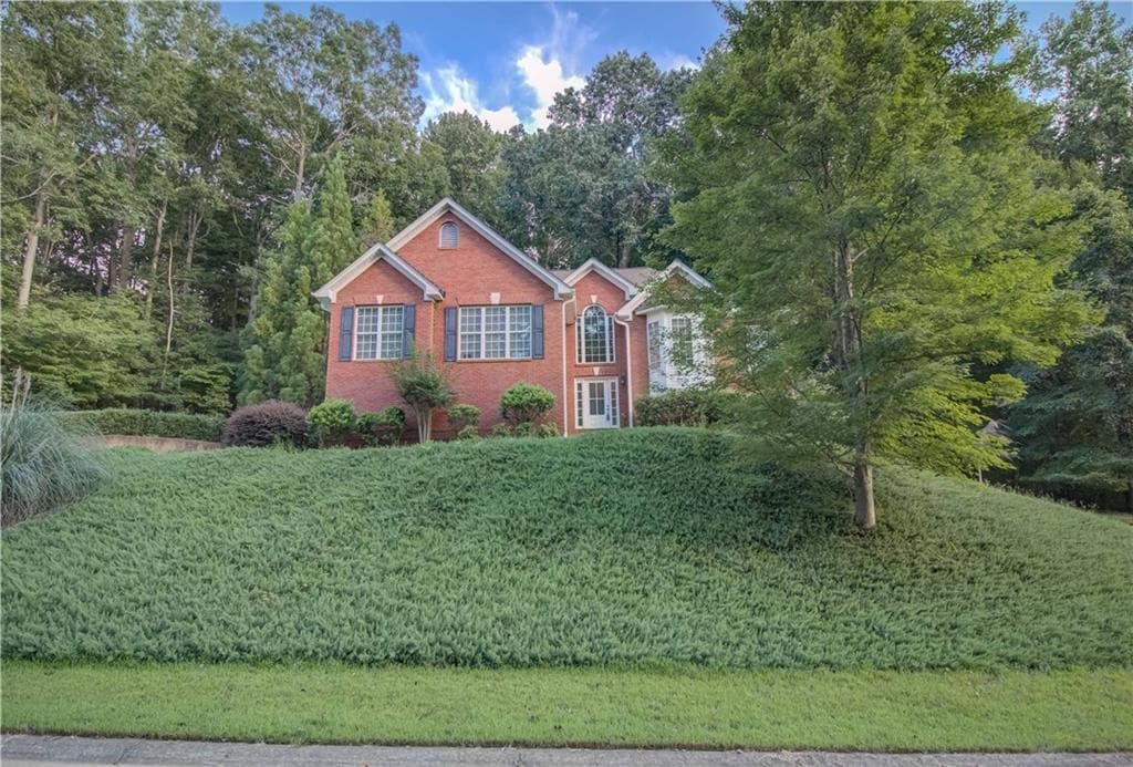 875 Gold Crest Drive, Braselton, GA 30517 — most recent listing photo
