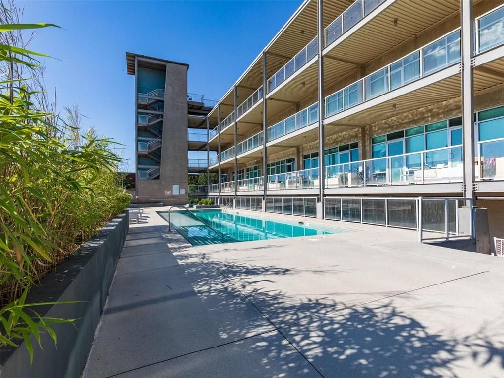 2 bedroom, 1,282 sq ft condominium sold at 890 Memorial Drive 210, Atlanta, GA 30316