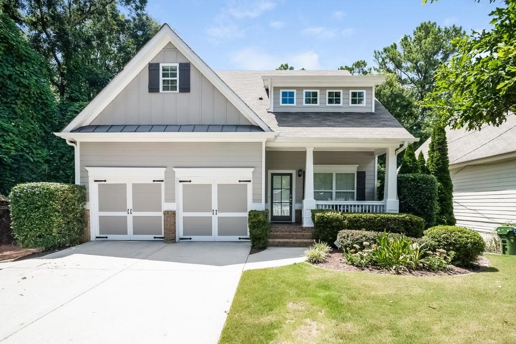 4 bedroom, 1,963 sq ft single family residence sold at 1810 Dupont Avenue, Atlanta, GA 30318