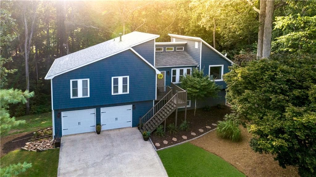 4 bedroom, 2,068 sq ft single family residence sold at 309 Covey Court, Woodstock, GA 30188