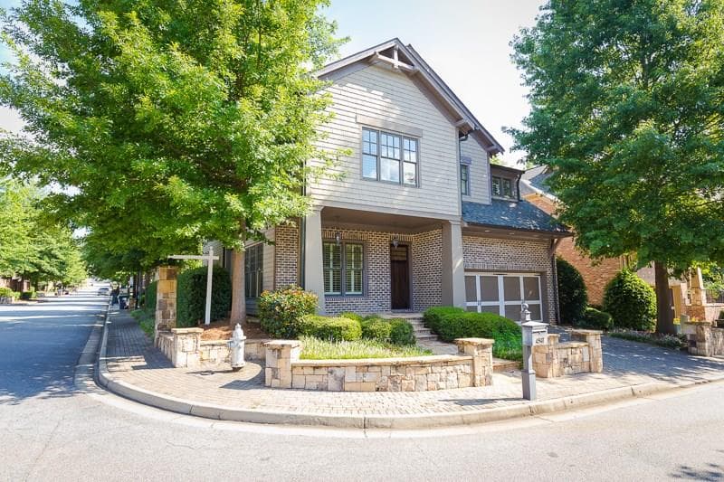 4547 Gateway Court, Smyrna, GA 30080 — most recent listing photo