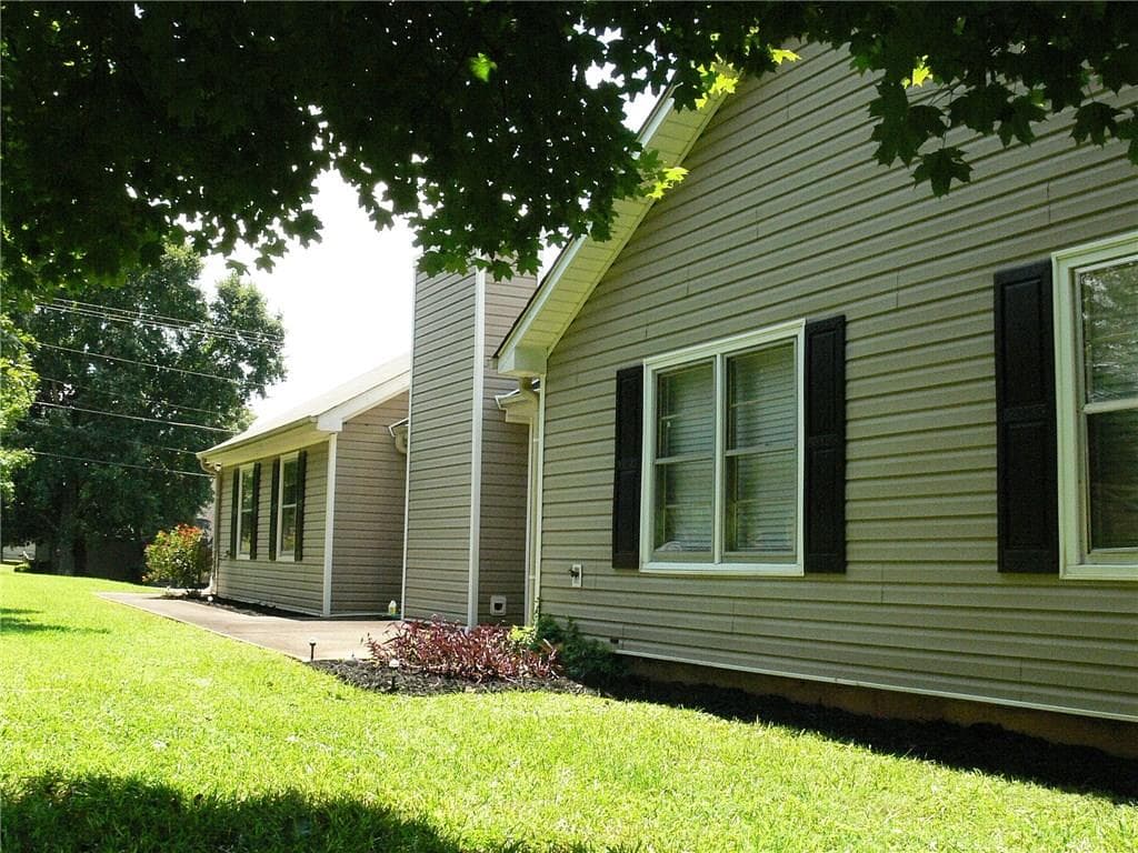 102 River Creek Drive, Woodstock, GA 30188 — most recent listing photo