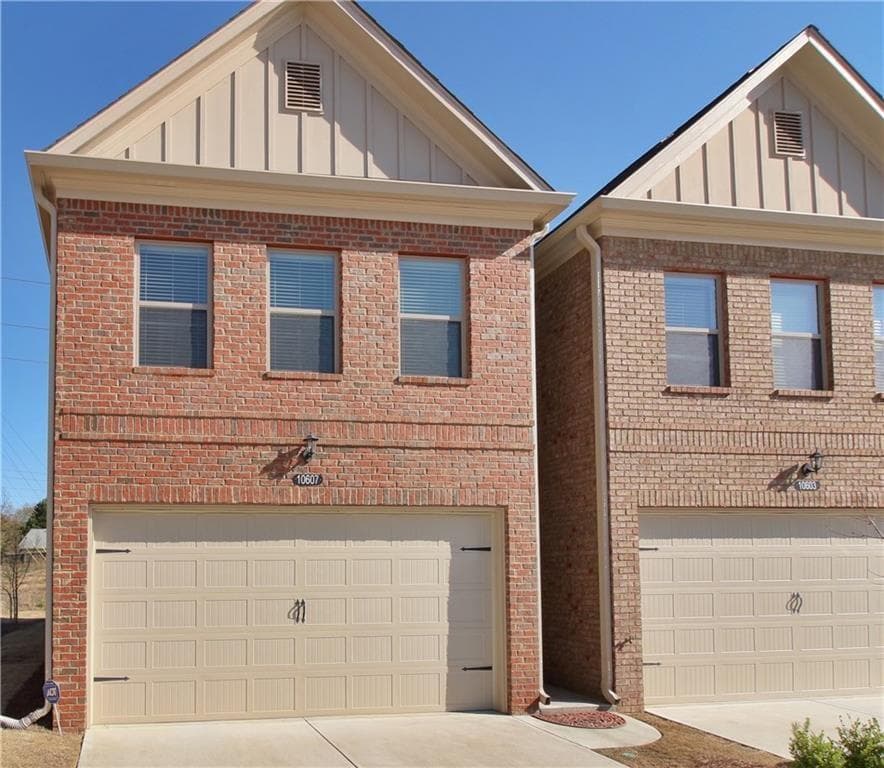 10607 Naramore Lane, Johns Creek, GA 30022 — most recent listing photo