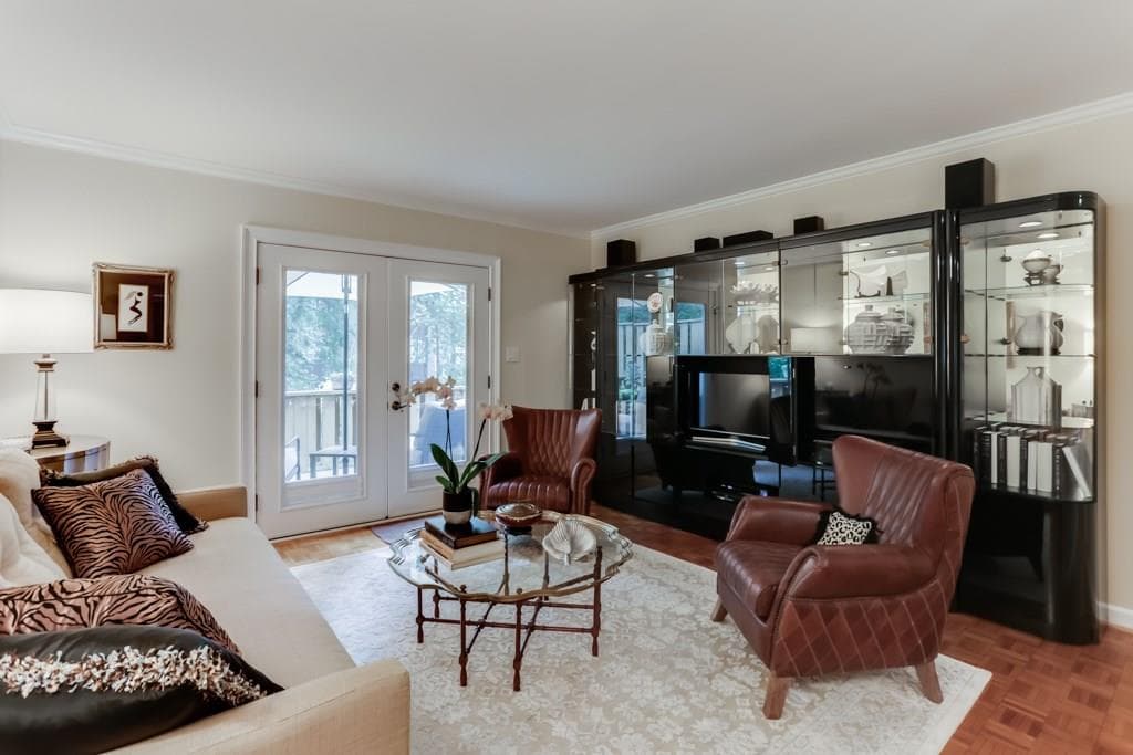 3 bedroom, 1,982 sq ft condominium sold at 8 Ivy Ridge NE Ridge, Atlanta, GA 30342