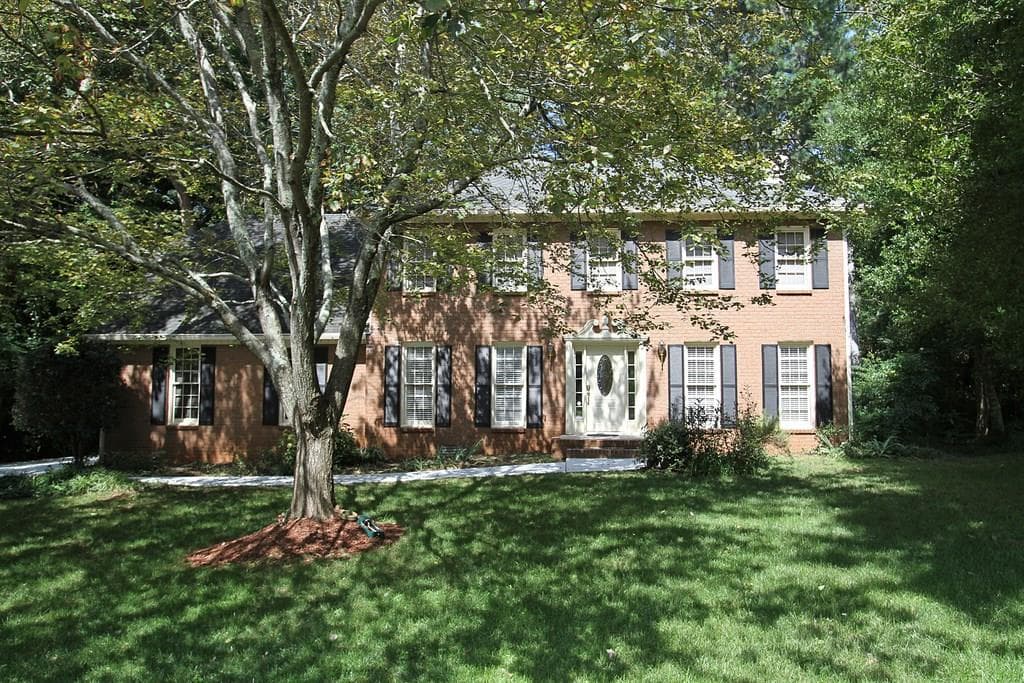 1583 Twelve Oaks Circle, Snellville, GA 30078 — most recent listing photo