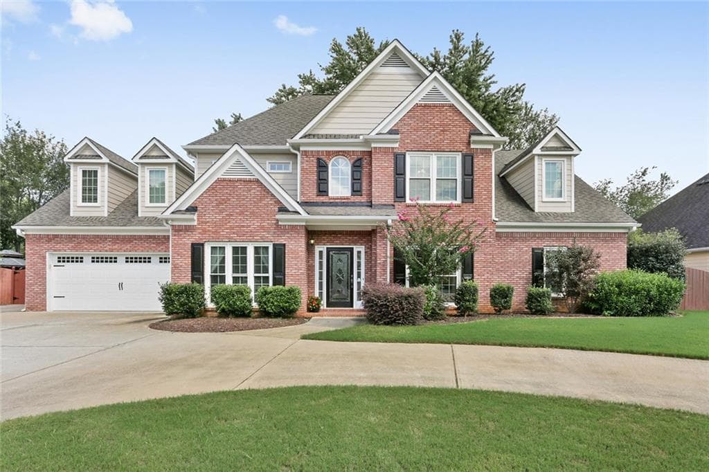 4 bedroom, 2,946 sq ft single family residence sold at 2464 Castle Gate Court, Marietta, GA 30062