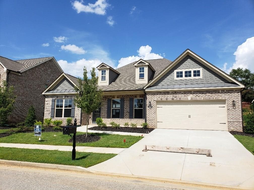 3 bedroom, 2,620 sq ft single family residence sold at 3691 Heirloom Loop Court, Buford, GA 30519