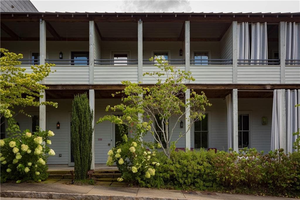 433 Selborne Way, Chattahoochee Hills, GA 30268 — most recent listing photo
