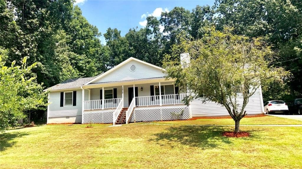 1515 ROYALE CASTLE Drive, Lawrenceville, GA 30043 — most recent listing photo