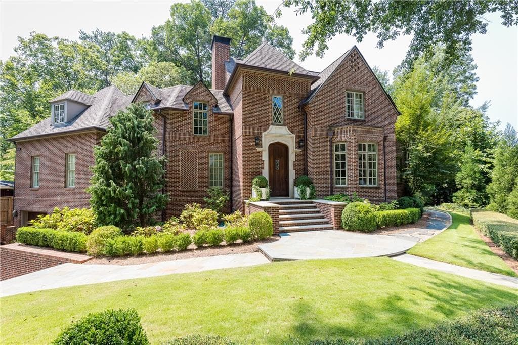 4 bedroom single family residence sold at 3451 Habersham Road, Atlanta, GA 30305