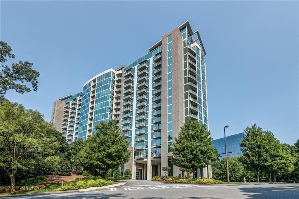 1 bedroom, 806 sq ft condominium sold at 3300 Windy Ridge Parkway 404, Atlanta, GA 30339