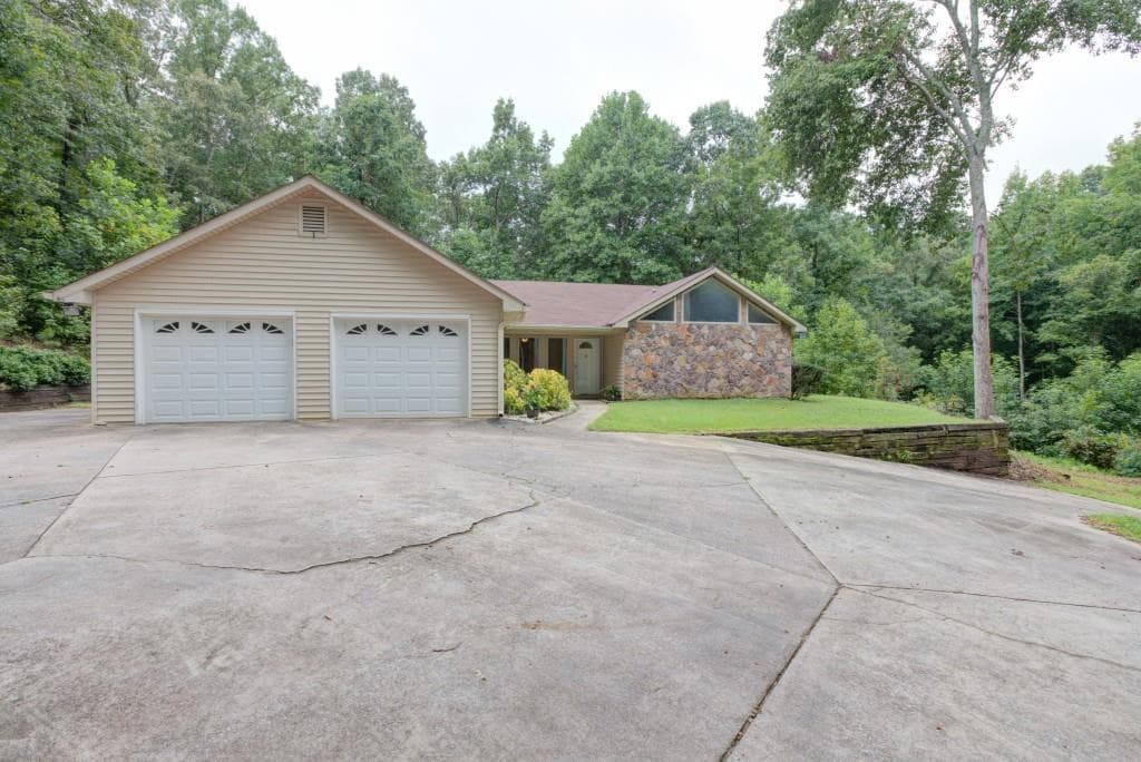9650 Cedar Grove Road, Chattahoochee Hills, GA 30213 — most recent listing photo