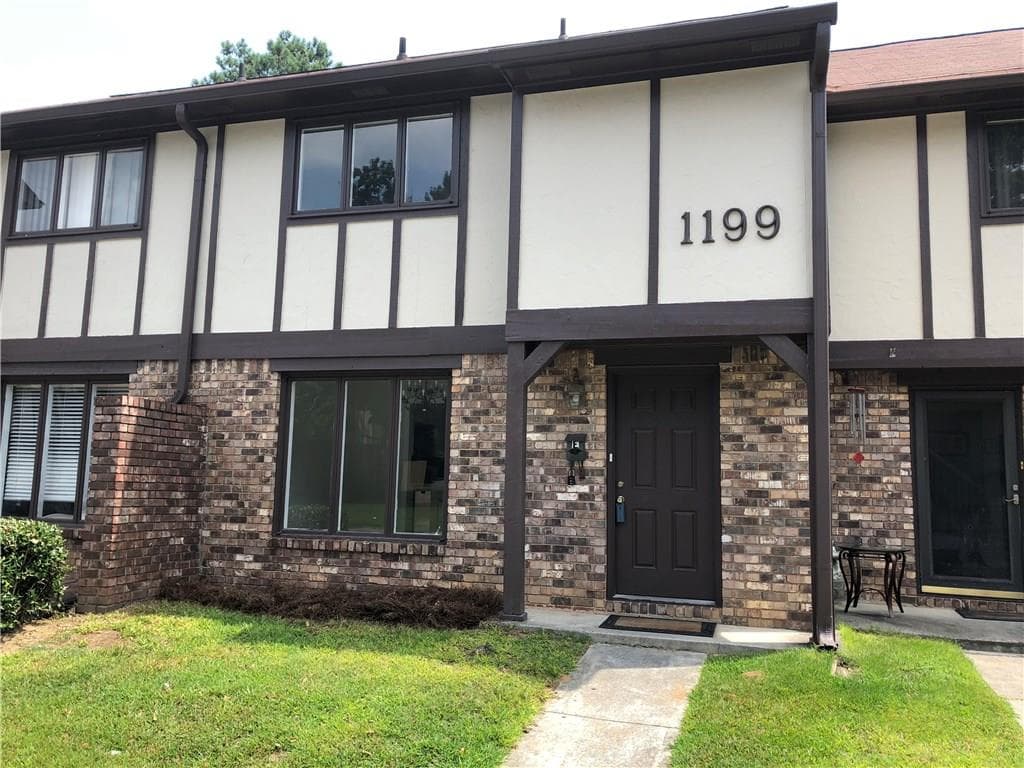 3 bedroom, 1,425 sq ft townhouse sold at 1199 Ashborough Drive E, Marietta, GA 30067