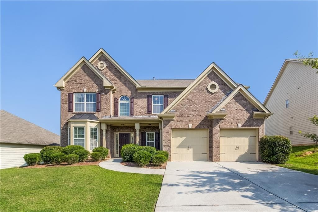 4 bedroom, 2,867 sq ft single family residence sold at 855 Stonehaven Road, Atlanta, GA 30331