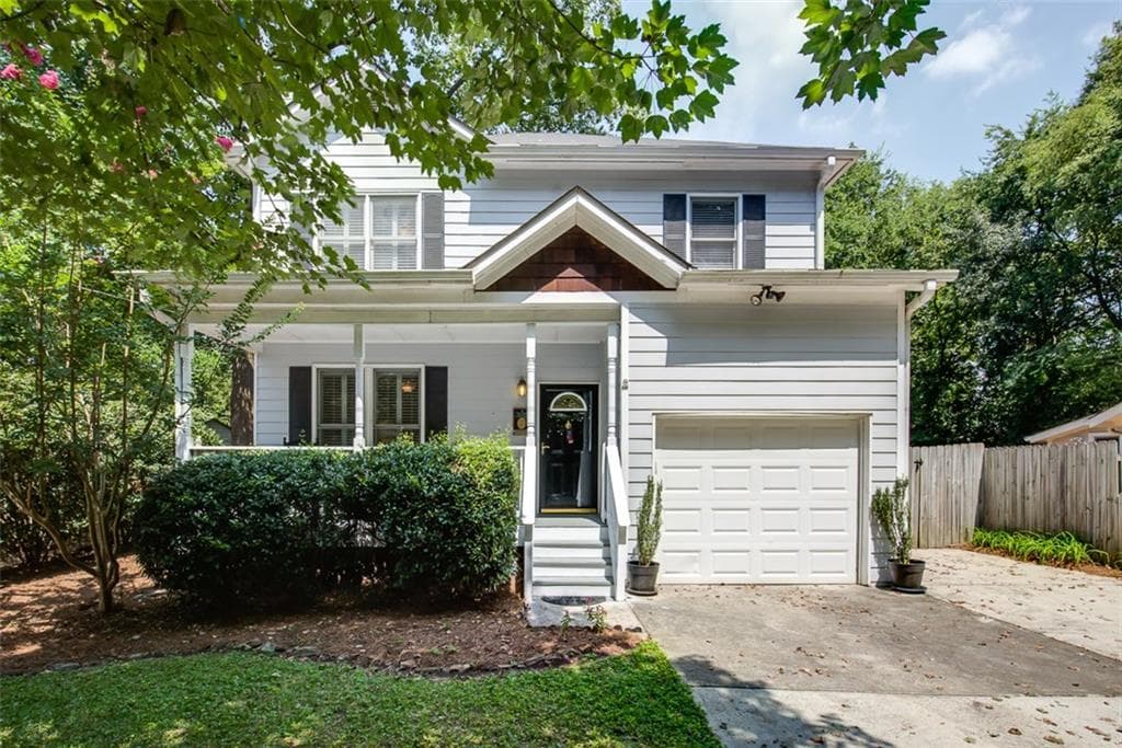 3 bedroom, 1,432 sq ft single family residence sold at 2657 Rosemary Street, Atlanta, GA 30318