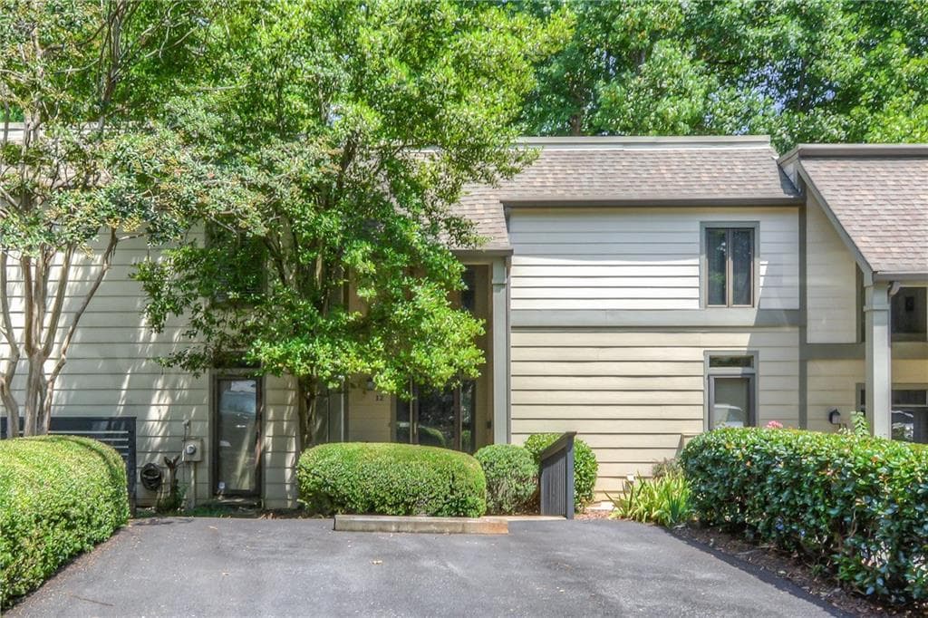 12 Forrest Place, Sandy Springs, GA 30328 — most recent listing photo