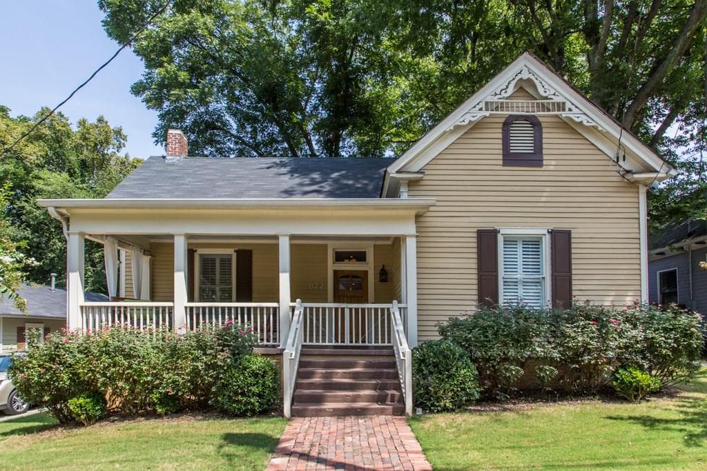 3 bedroom, 2,370 sq ft single family residence sold at 822 Kirkwood Avenue, Atlanta, GA 30316